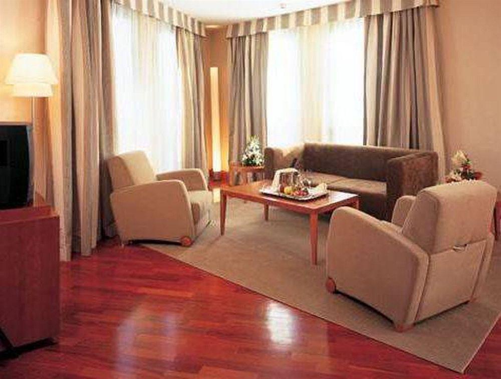 Nh Mendoza Cordillera Hotel Phòng bức ảnh